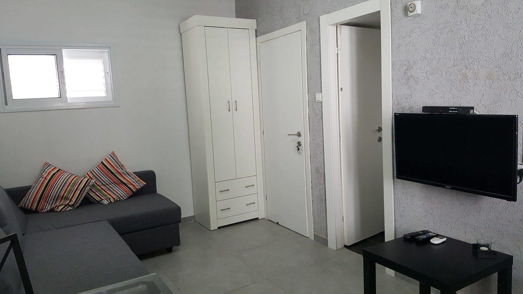 Studio Masaryk Apartment Bat Yam Εξωτερικό φωτογραφία